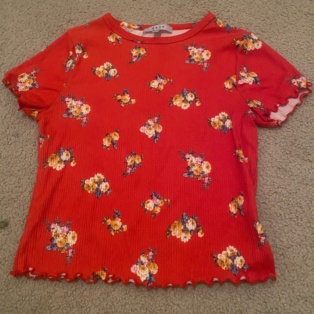 Gaze T-Shirt Crop Top